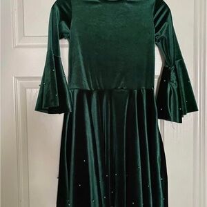 Elegant Green Velvet Kids Dress